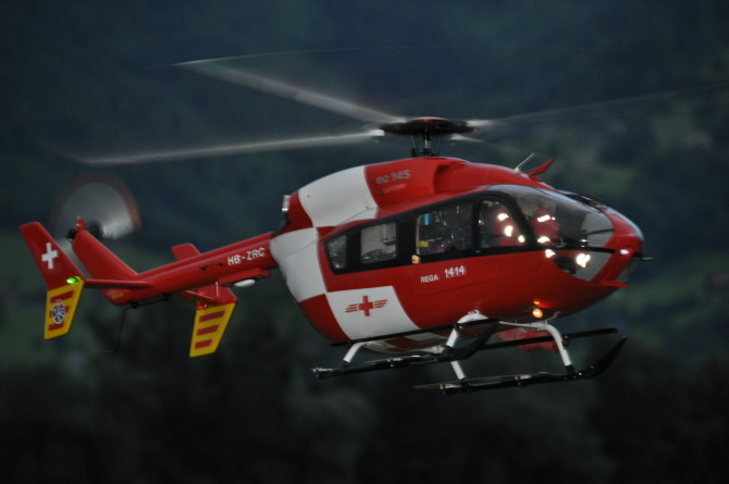 EC145