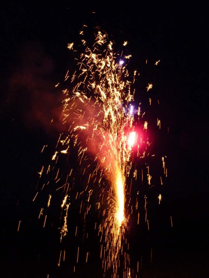 Feuerwerk am Heliplatz